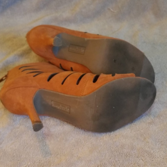 Charming Charlie sz 7 heels - Picture 5 of 7